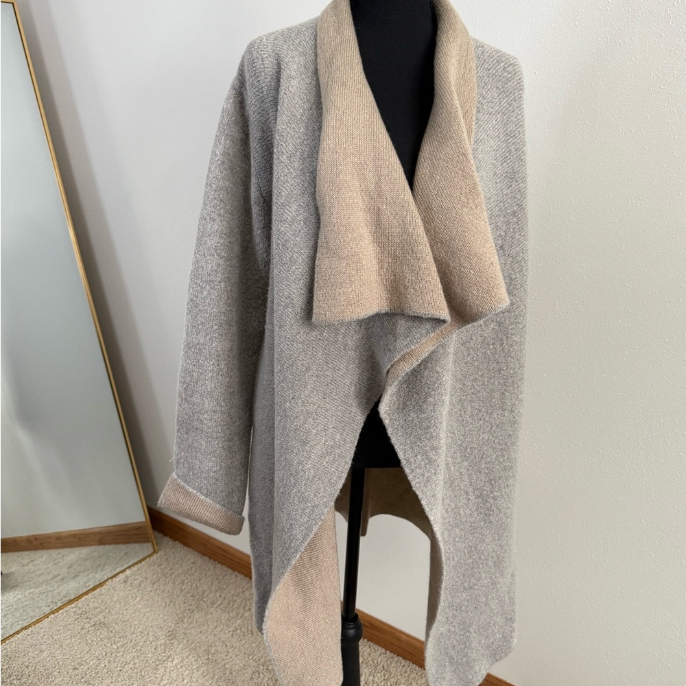 Harve Benard Studio Waterfall Cardigan Neutral Open Front Drape Sweater M